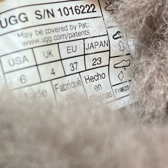 UGG Women’s Classic Mini II Boot Caribou Size 6 - Picture 7 of 10